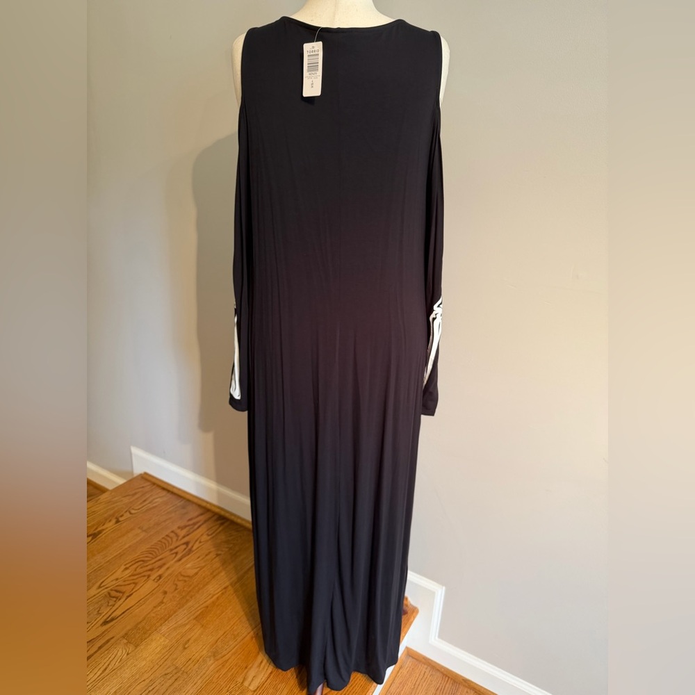 NWT Torrid Skeleton Supersoft Cold Shoulder Maxi Dress - Torrid Size 4 (26, 4X) - Picture 9 of 16